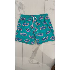 Chubbies The Apex Swimmers Hammerhead Sharks Classic Swim Trunks Men's L 5.5"